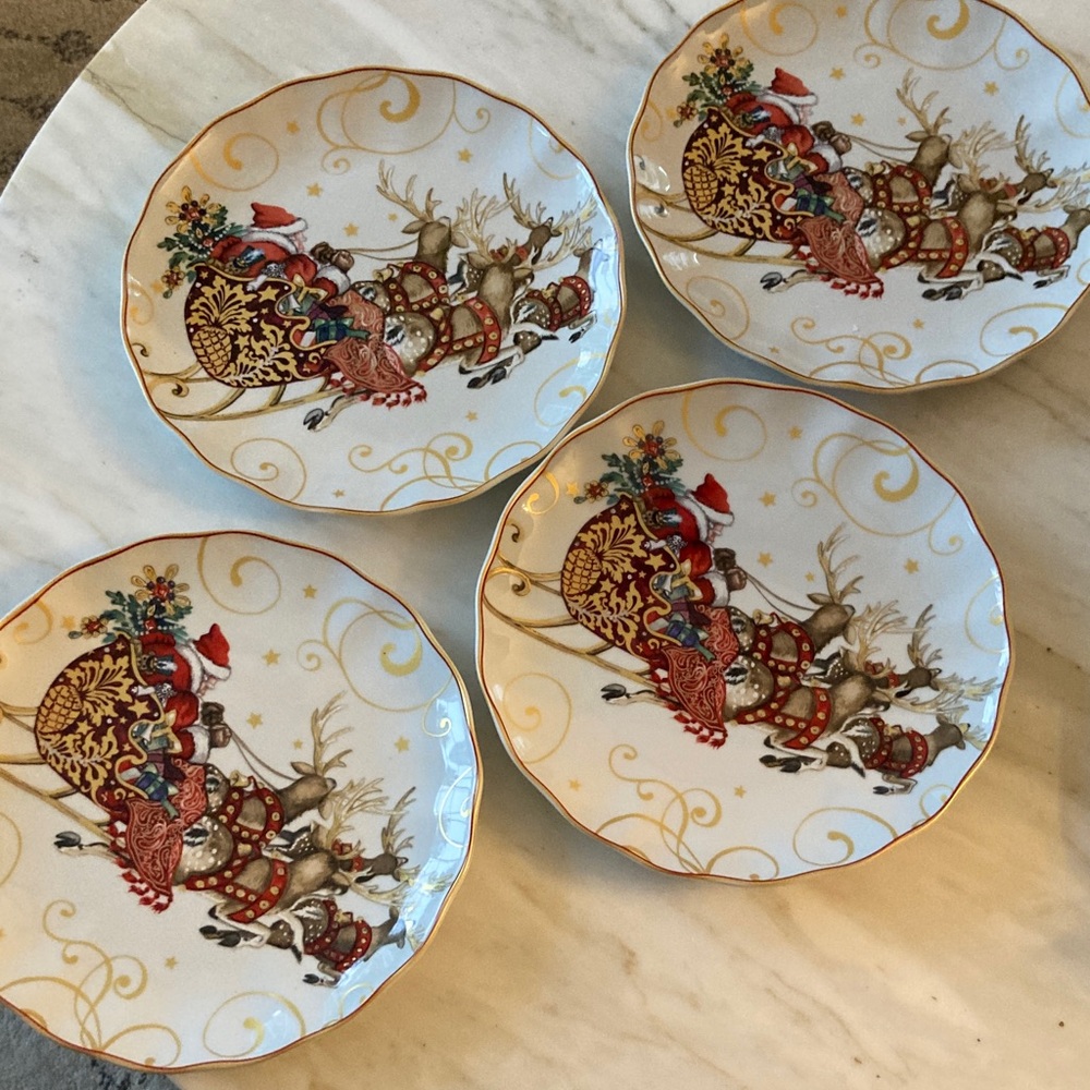 New Williams Sonoma ‘twas the night before Christmas Santa’s sleigh plates